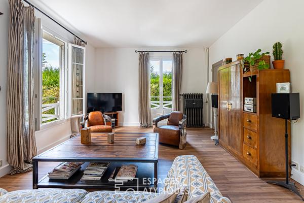Coup de cœur à Neauphle-le-Château – Élégante meulière de 160 m² sur un parc arboré de 2 225 m²