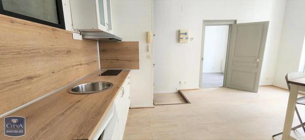 Appartement à louer 2 pièces 35.1m² Laon (02000)