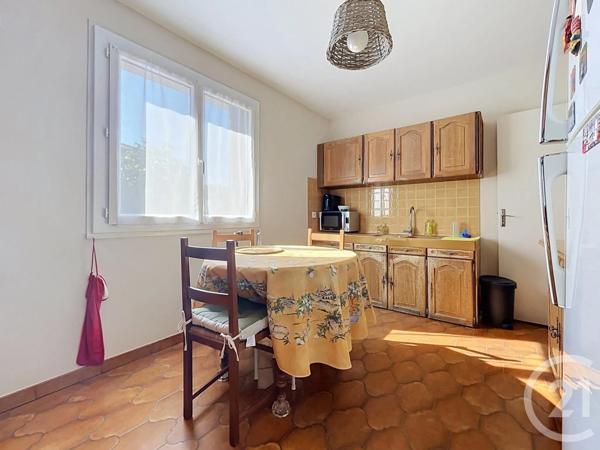 Maison à vendre  4 pièces - 97 m 2   BAGNOLS SUR CEZE  - 30