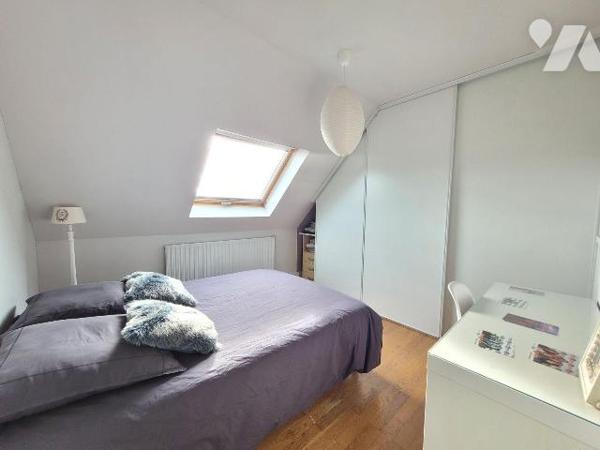 Découvrez cette superbe MAISON à la décoration soignée et contemporaine, un vrai coup de coeur ...