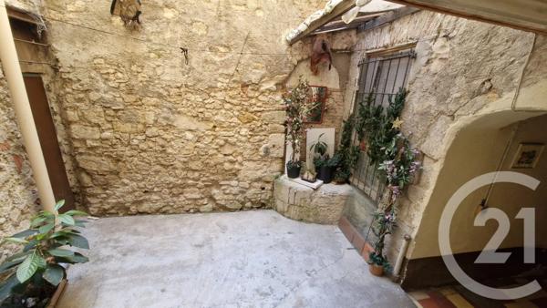 Immeuble à vendre  380 m 2   NARBONNE  - 11