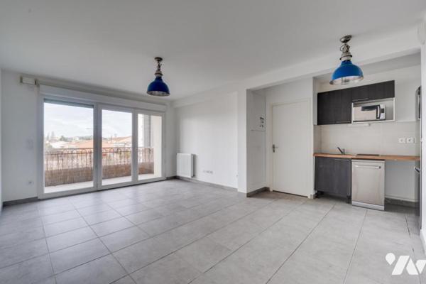 Vente appartement T3 avec balcon et parking - 31200 TOULOUSE (route de Launaguet)