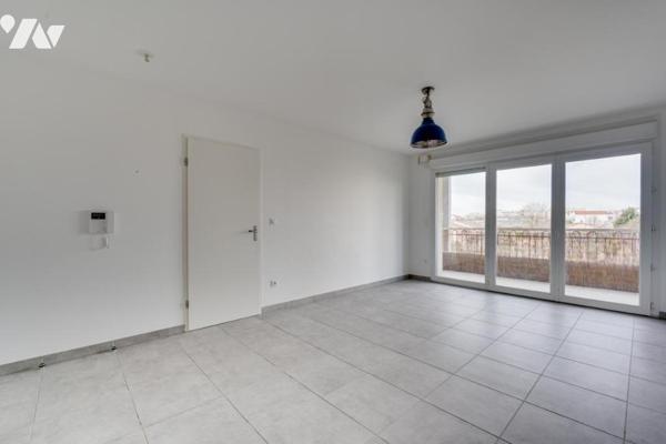 Vente appartement T3 avec balcon et parking - 31200 TOULOUSE (route de Launaguet)