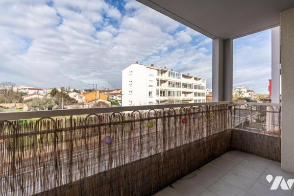 Vente appartement T3 avec balcon et parking - 31200 TOULOUSE (route de Launaguet)