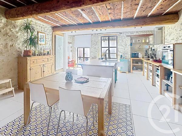 Maison à vendre  5 pièces - 180 m 2   ROCHEFORT DU GARD  - 30