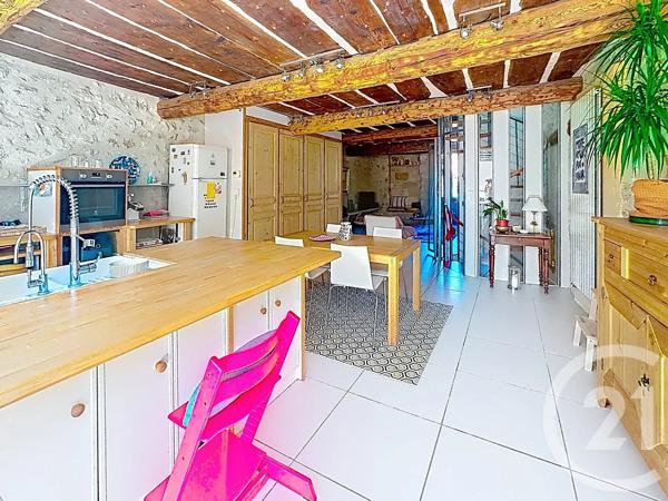 Maison à vendre  5 pièces - 180 m 2   ROCHEFORT DU GARD  - 30