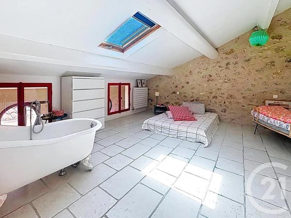 Maison à vendre  5 pièces - 180 m 2   ROCHEFORT DU GARD  - 30
