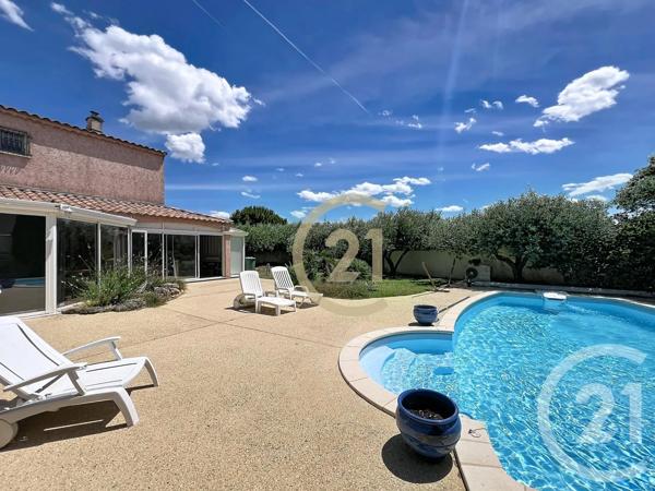 Maison à vendre  5 pièces - 180 m 2   ROCHEFORT DU GARD  - 30