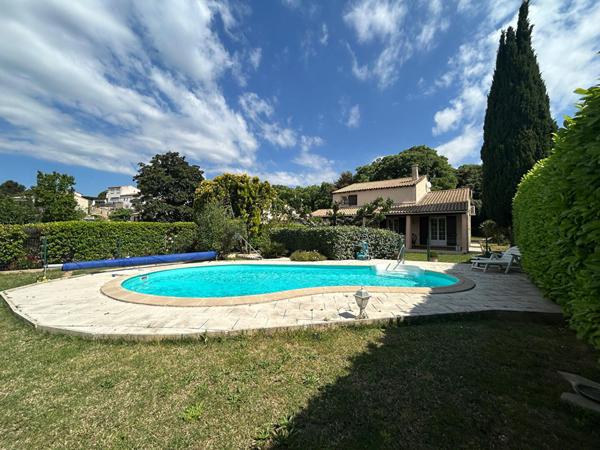 A VENDRE CABRIERES - Maison de type 5 de 135m²