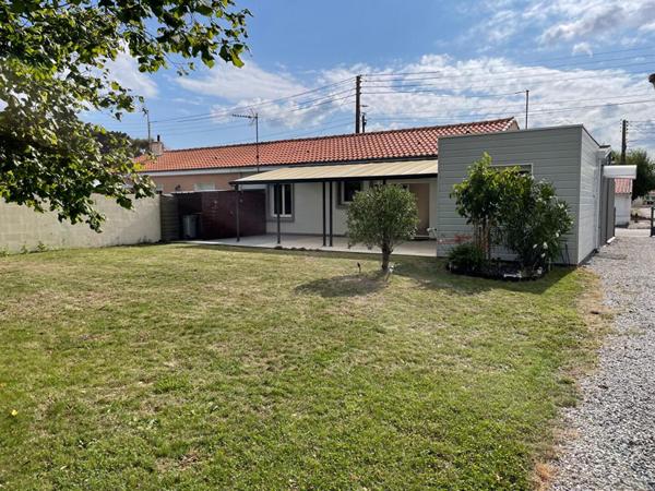 Maison de plain-pied 90 m² à PAIMBOEUF - 3 chambres + 1 bureau