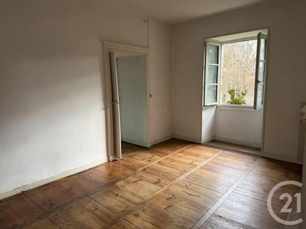 Maison à vendre  5 pièces - 157 m 2   CAHORS  - 46