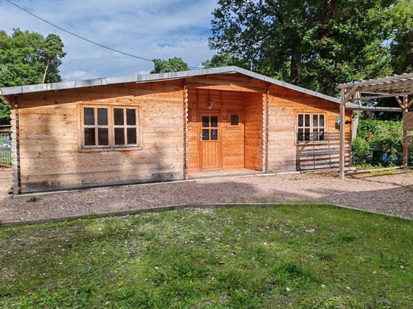 Chalet en bois à NARGIS (45210)