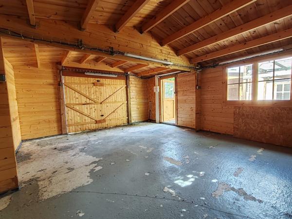 Chalet en bois à NARGIS (45210)