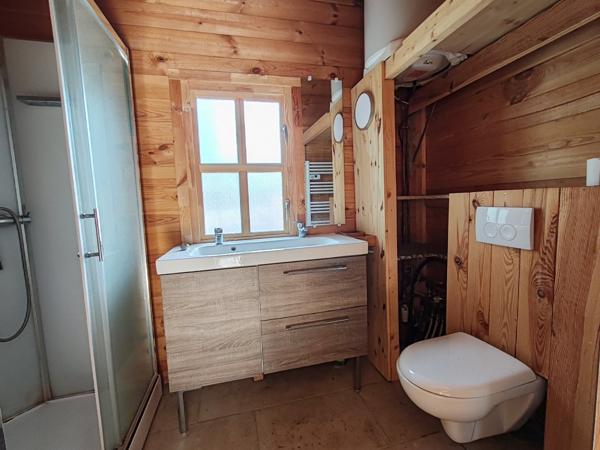 Chalet en bois à NARGIS (45210)