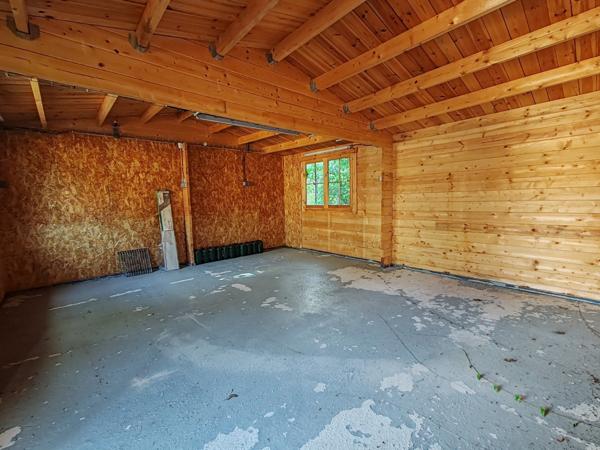 Chalet en bois à NARGIS (45210)