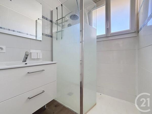 Maison à vendre  8 pièces - 170,22 m 2   MAUGUIO CARNON  - 34