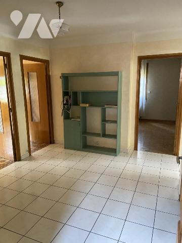 Maison individuelle avec entrepôt, terrain et fort potentiel d'aménagement à Modane
