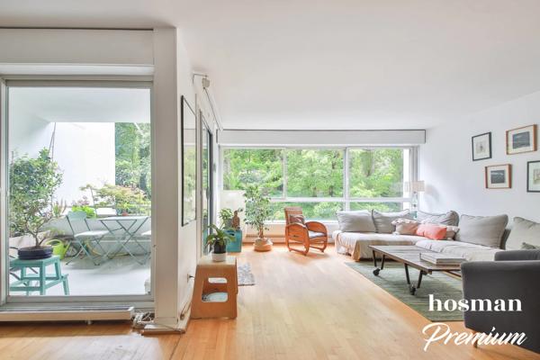 Charmant appartement avec vue sur de la verdure - 6 pièces 123 m² avec balcon plein sud et parking - Rue Lecourbe, Paris 15