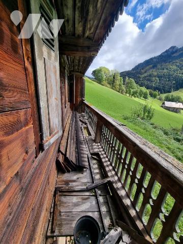 Ferme mitoyenne à rénover Abondance