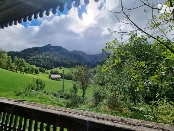 Ferme mitoyenne à rénover Abondance