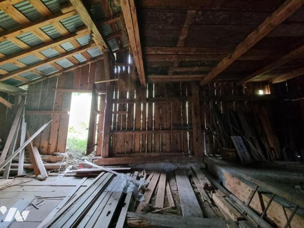 Ferme mitoyenne à rénover Abondance