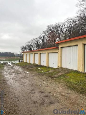 Parking / Box à louer à Réchicourt-le-Château (57810)