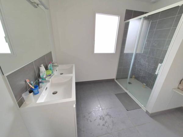 PAVILLON DE 2025 DE 140 M2 HABITABLE  - 5 CHAMBRES DONT UNE CHAMBRE PARENTALE AU RDC