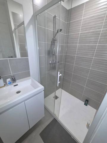 PAVILLON DE 2025 DE 140 M2 HABITABLE  - 5 CHAMBRES DONT UNE CHAMBRE PARENTALE AU RDC