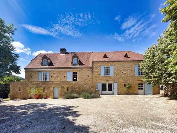 Maison ancienne - Sarlat-la-caneda PÉRIGOURDINE DANS SARLAT AVEC PISCINE