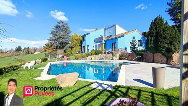 THIZY-LES-BOURGS (69240) Maison d'architecte avec vue 185 m², jardin 2000 m², piscine, garage, dépendances