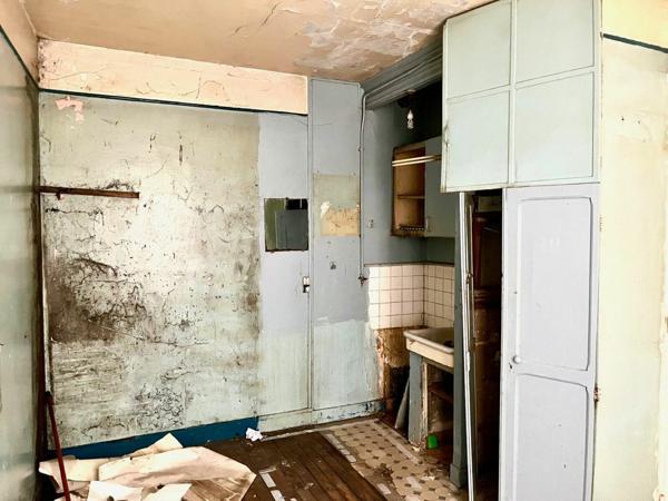 Appartement à vendre    1 pièce • 12 m2 Levallois-Perret