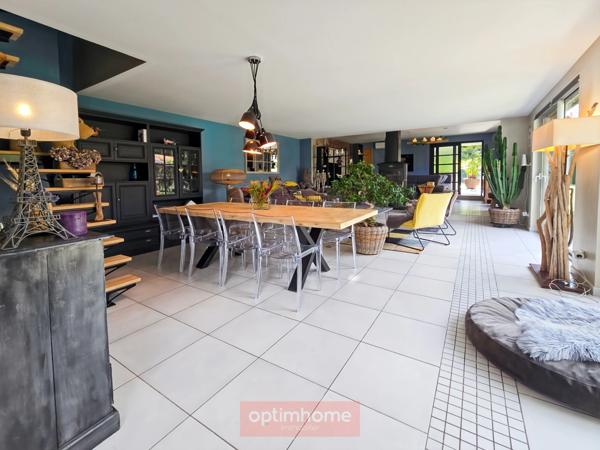 FERMETTE RENOVEE 247 M² SEMI PLAIN-PIED 4 CH BUREAU SPA JARDIN EXPO SUD