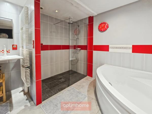 FERMETTE RENOVEE 247 M² SEMI PLAIN-PIED 4 CH BUREAU SPA JARDIN EXPO SUD