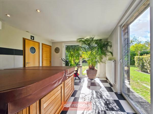 FERMETTE RENOVEE 247 M² SEMI PLAIN-PIED 4 CH BUREAU SPA JARDIN EXPO SUD