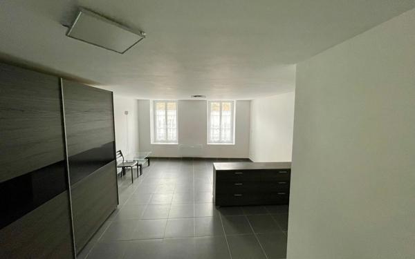 Appartement à vendre    1 pièce •  La Ferté-sous-Jouarre