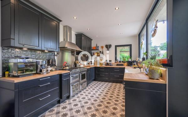 Maison à vendre    11 pièces • 466 m2 Armentières