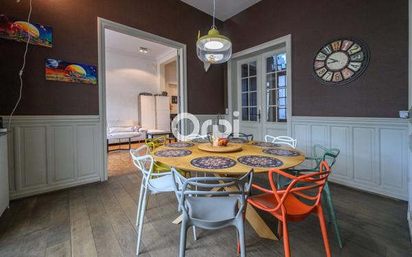 Maison à vendre    11 pièces • 466 m2 Armentières