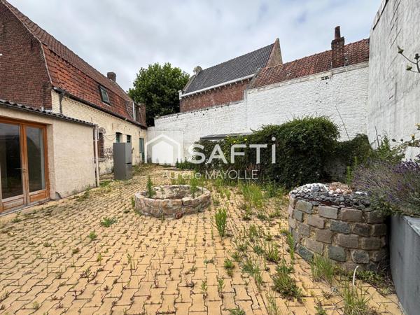 Maison de village, 4 chambres, cour