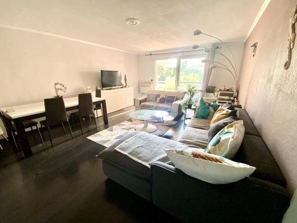 Appartement à VILLENEUVE LOUBET (06270)