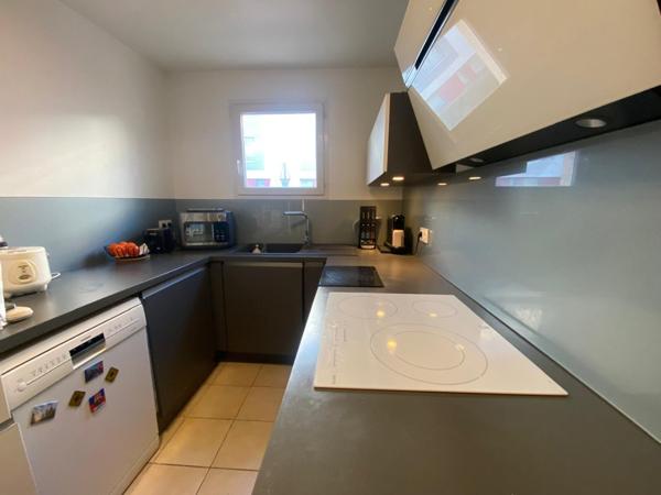 Appartement à VILLENEUVE LOUBET (06270)