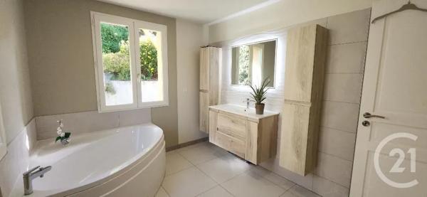 Maison à vendre  5 pièces - 102,97 m 2   AURILLAC  - 15