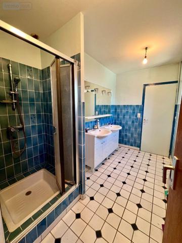 Maison de ville à vendre à Luçay-le-Mâle dans l'Indre (36360), ref : 016/448