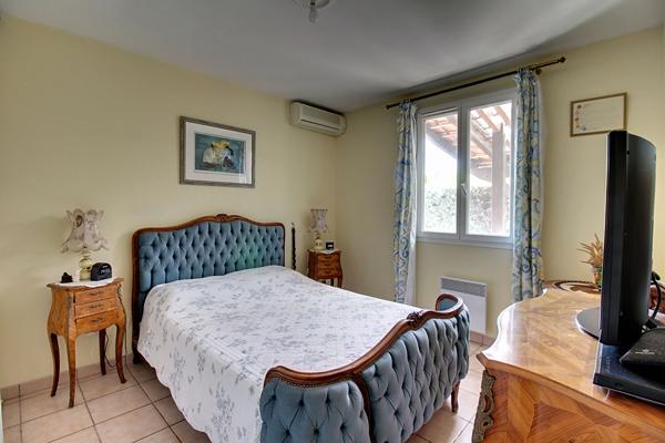 A VENDRE EN EXCLUSIVITE ! À  VIDAUBAN Maison 3 pièces 70 m2  sur un terrain de 639m2 avec piscine