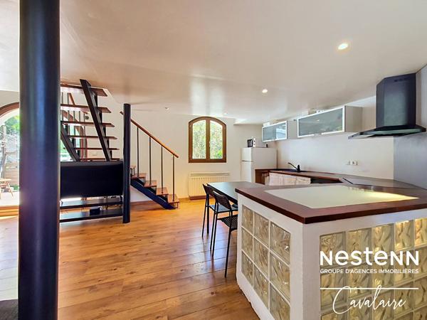Maison individuelle d'environ 94 m² sur un terrain de 242 m², 4 pièces, au calme, accès à pied aux plages, port et commerces