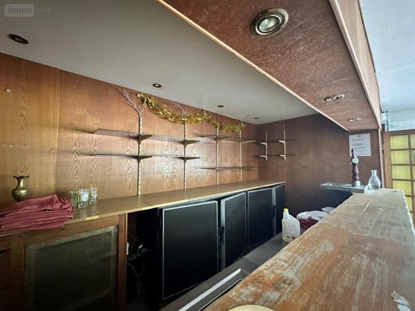 Fonds et/ou murs commerciaux à vendre à Saint-Jacques-des-Blats dans le Cantal (15800), ref : 15046-16