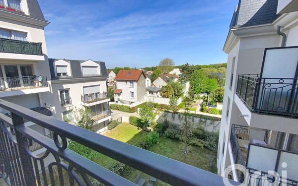 Appartement à vendre    4 pièces • 76,20 m2 Clamart