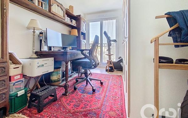 Appartement à vendre    4 pièces • 76,20 m2 Clamart