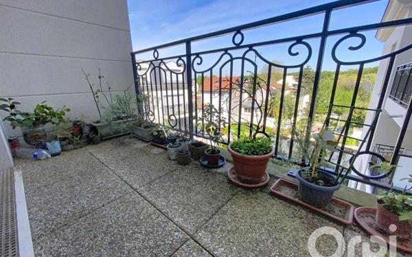 Appartement à vendre    4 pièces • 76,20 m2 Clamart