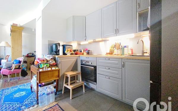 Appartement à vendre    4 pièces • 76,20 m2 Clamart