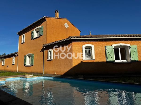 10 MN CARCASSONNE - Belle villa 186m² , double garage, piscine sur terrain 1201m².